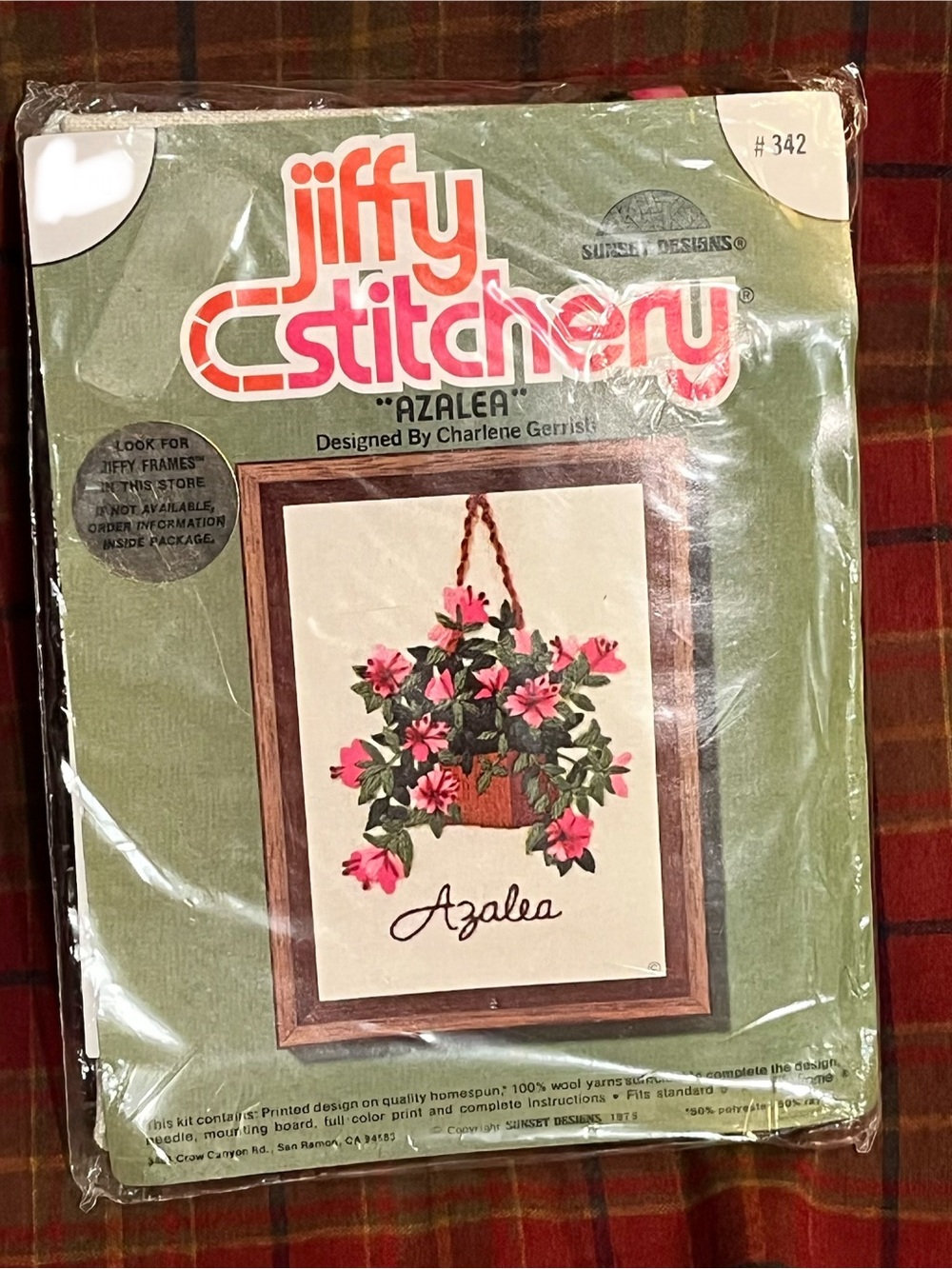 Jiffy Stitchery Azalea Kit c1975
